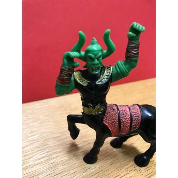 Vintage Bootleg Figure Centaur Wizards Magic KO Monster Horse Toy Approx 3.5" - Picture 2 of 6